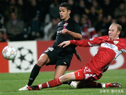 法国杯清晨走向成谜，广州队造点机会，引发热议，训练强度明显提升的简单介绍